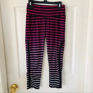 Betsey Johnson striped pink & black stretch cropped mesh yoga leggings Size XS